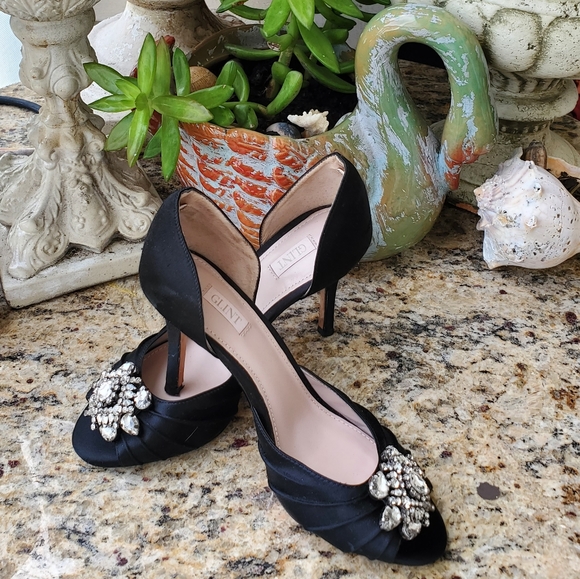 Glint Heels - Picture 3 of 10